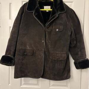 Basic Editions- Women's Large - Suede Leather-  Button Down - Winter Jacket